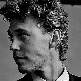 Christopher Thompson