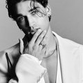 Elliot King