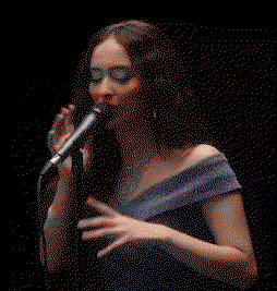 Halley Acrux-LaRosura