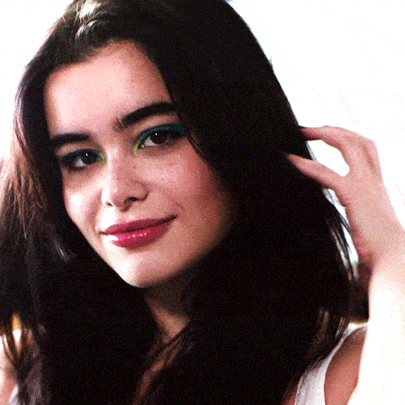 Barbie Ferreira als Persephone auf World of Olympians